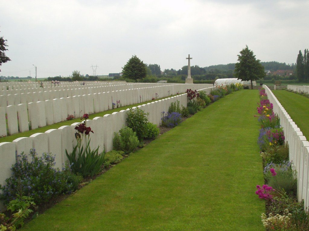 Maunsell Chocques Military Cemetery