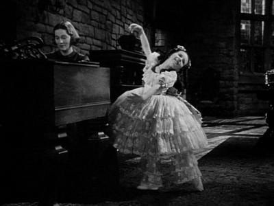 Adèle dancing in Jane Eyre